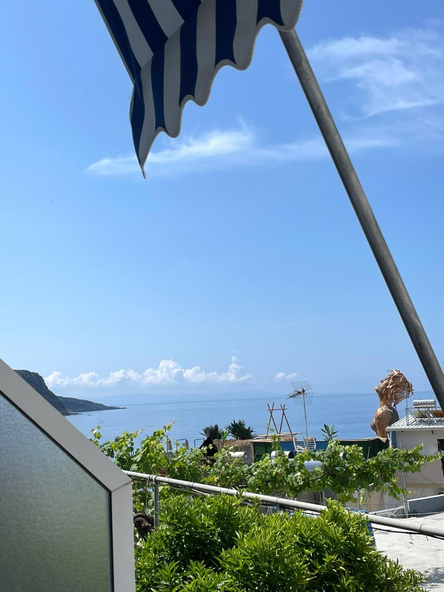 Spilea Apartments Himara Szoba fotó